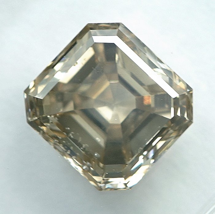 1 pcs Diamant  (Naturfarvet)  - 1.53 ct - Light Brunlig Gul - SI2 - International Gemological Institute (IGI)