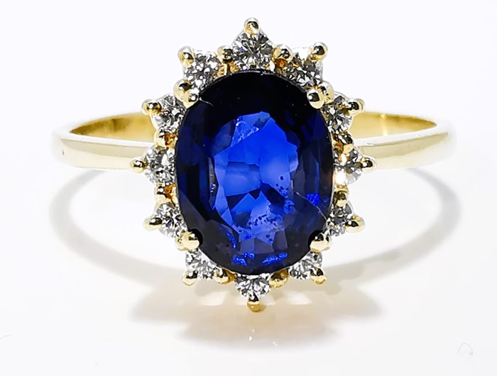 Ingen mindstepris - Ring - 14 karat Gulguld, Lady Di Ring 2.13ct Safir