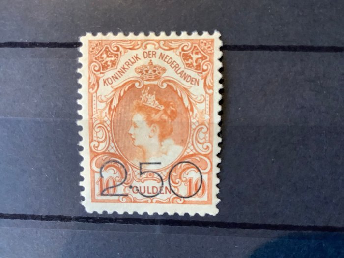 Holland 1920/1924 - Klareringsspørgsmål, Dronning Wilhelmina - NVPH 104-136/138