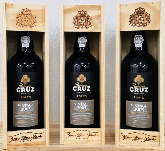 2005 Porto Cruz, Gran Cruz - Vintage Port -  Porto  - 3 Flasker (0,75 L)