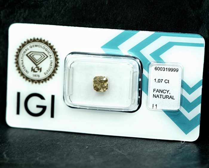 1 pcs Diamant  (Naturfarvet)  - 1.07 ct - Fancy Brunlig Gul - I1 - International Gemological Institute (IGI)