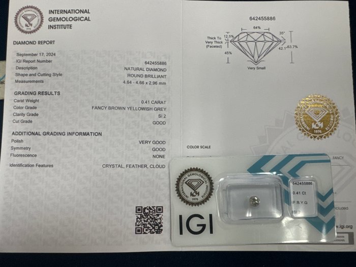 Ingen mindstepris - 1 pcs Diamant  (Naturfarvet)  - 0.41 ct - Rund - Fancy Brun, Gullig Grå - SI2 - International Gemological Institute (IGI)