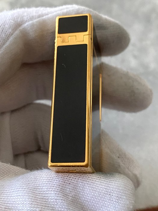 S.T. Dupont - Large Ligne 1 Gold Plated  and Laque de Chine - Lighter - Forgyldt