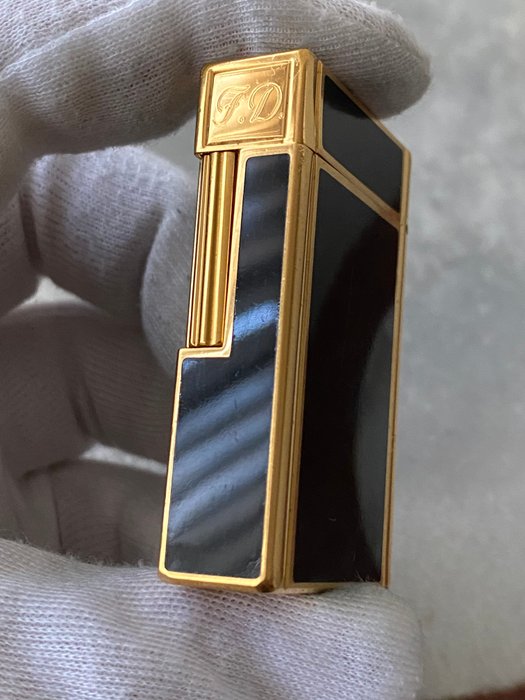 S.T. Dupont - Large Ligne 1 Gold Plated  and Laque de Chine - Lighter - Forgyldt