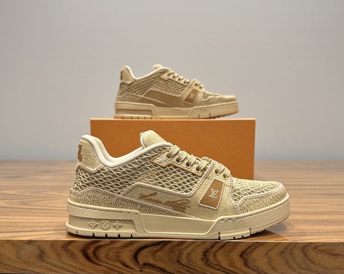 Louis Vuitton - Sneakers