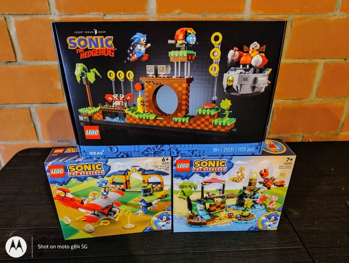 Lego - Sonic the Hedgehog - 21331 + 76991 + 76992 - Green Hill Zone + Tails' Workshop + Amy's Animal Rescue Island