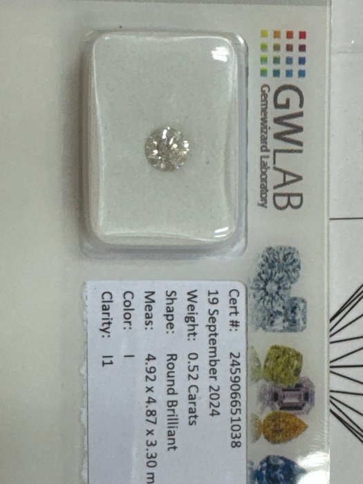 Ingen mindstepris - 1 pcs Diamant  (Natur)  - 0.52 ct - Rund - I - I1 - Gemewizard Gemological Laboratory (GWLab)