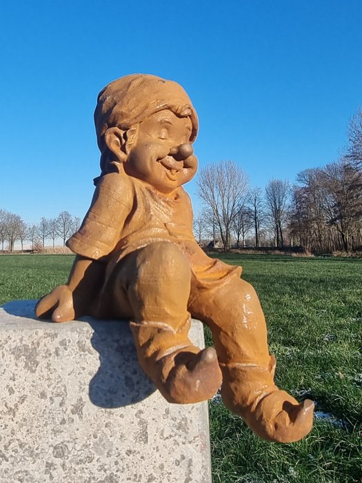 Statuette - Sitting gnome - Jern