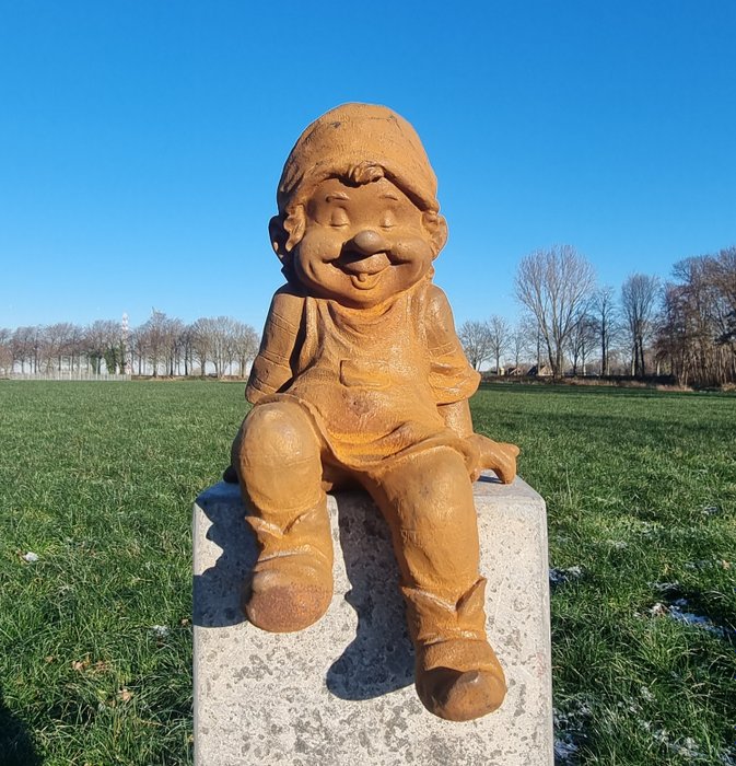 Statuette - Sitting gnome - Jern