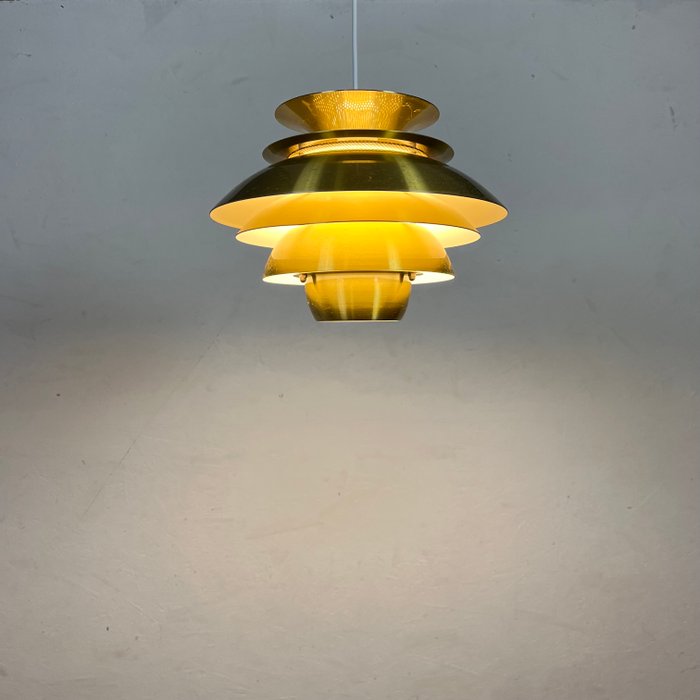 Jeka - Hængende lampe - Aluminium