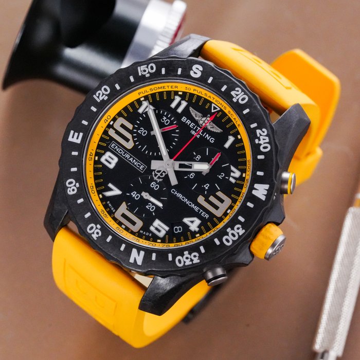 Breitling - Endurance Pro Yellow - X82310A41B1S1 - Mænd - 2011-nu