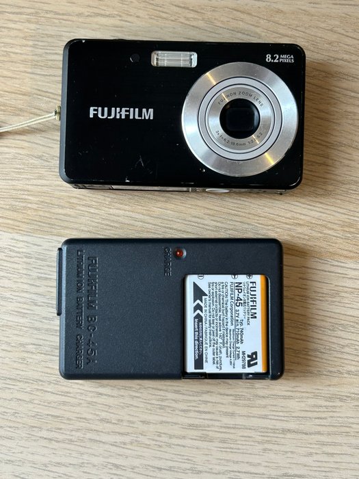 Fujifilm FinePix J20, FinePix J10 Digitalkamera