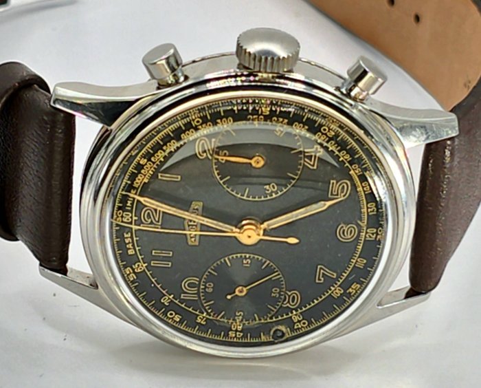 ANGELUS - Stahl Flieger Chronograph, - Angelus Kaliber 215 - schwarzes Ziffernblatt - Mænd - Schweiz 1950