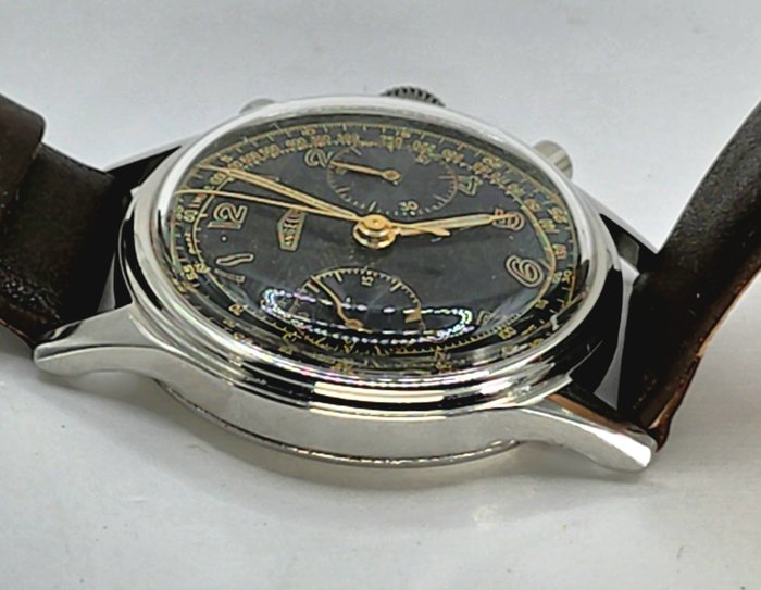 ANGELUS - Stahl Flieger Chronograph, - Angelus Kaliber 215 - schwarzes Ziffernblatt - Mænd - Schweiz 1950