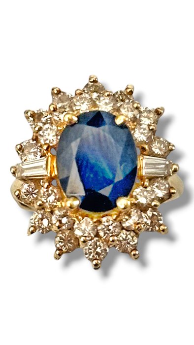 Ring - 14 karat Gulguld, Smuk guldring med safir og diamanter -  1.69ct. tw. Diamant (Natur)  - Diamant