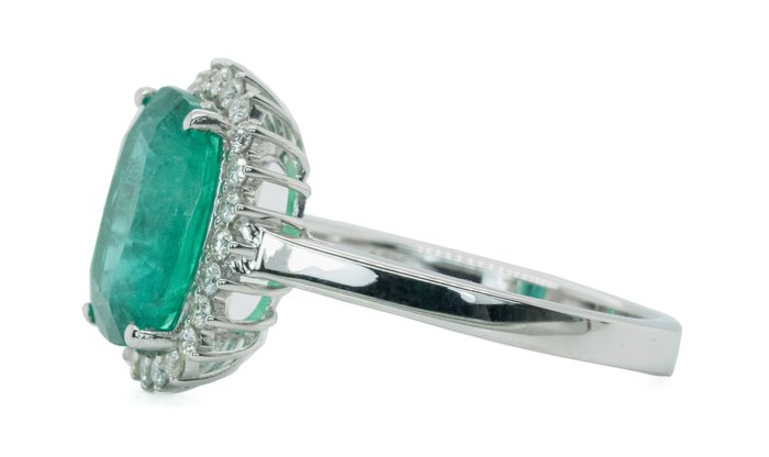 Ring - 18 kraat Hvidguld, Intens Green (Zambia) -  3.07ct. tw. Smaragd - Diamant - 0,26 ct - SI