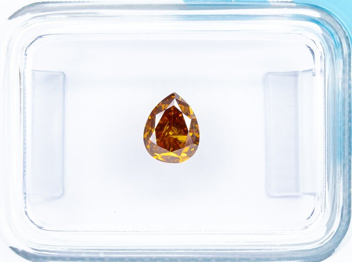 Ingen mindstepris - 1 pcs Diamant  (Naturfarvet)  - 0.60 ct - Pære - Fancy deep Gullig Orange - I1 - International Gemological Institute (IGI)