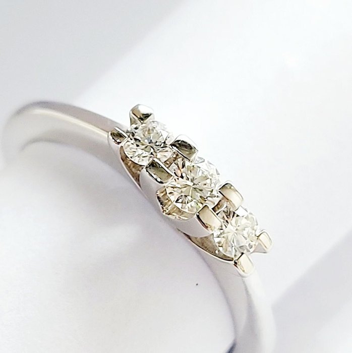 Recarlo - Ring - 18 kraat Hvidguld -  0.55ct. tw. Diamant (Natur)