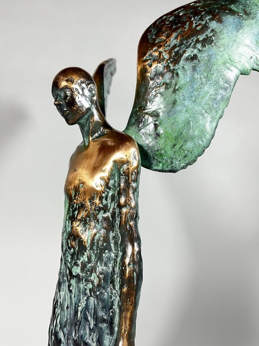 J. Zak - Guardian Angel - Bronze - 50 cm