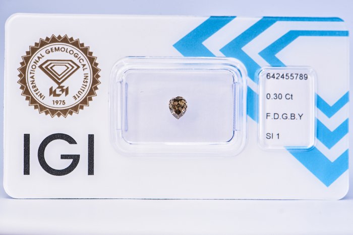 Ingen mindstepris - 1 pcs Diamant  (Naturfarvet)  - 0.30 ct - Pære - Fancy deep Brun, Grønlig Gul - SI1 - International Gemological Institute (IGI)