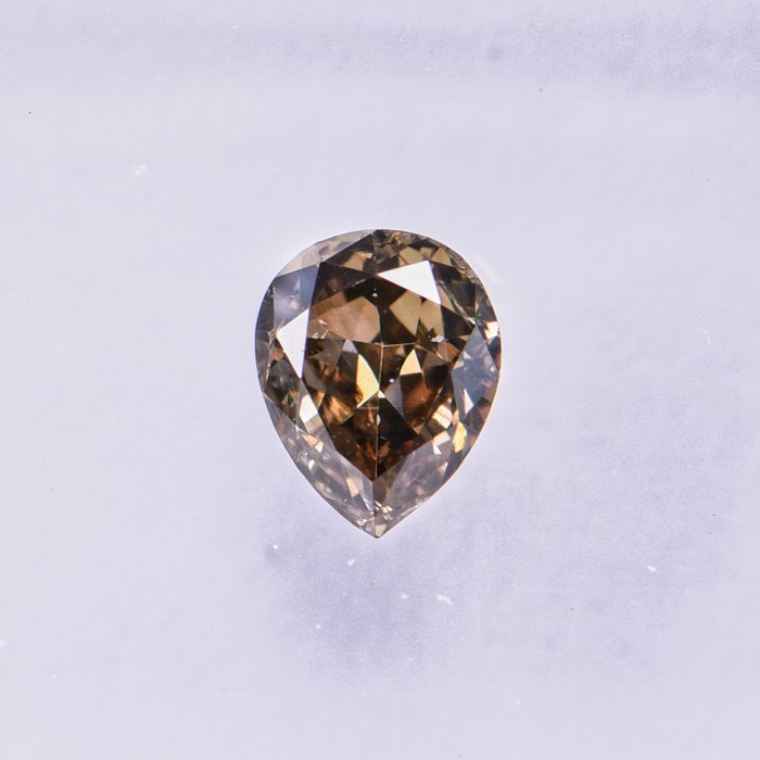 Ingen mindstepris - 1 pcs Diamant  (Naturfarvet)  - 0.30 ct - Pære - Fancy deep Brun, Grønlig Gul - SI1 - International Gemological Institute (IGI)