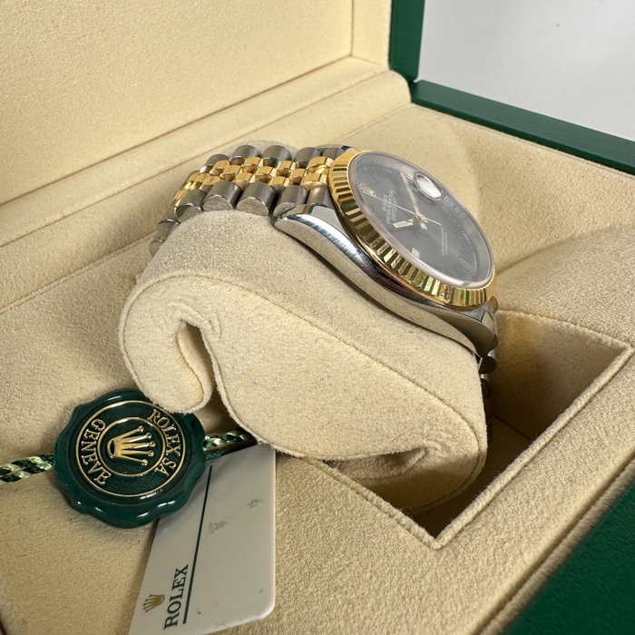 Rolex - Datejust 36 Wimbledon - 126233 - Mænd - 2011-nu