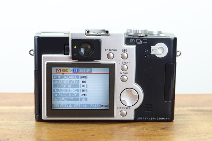 Leica Digilux 1 Digitalkamera