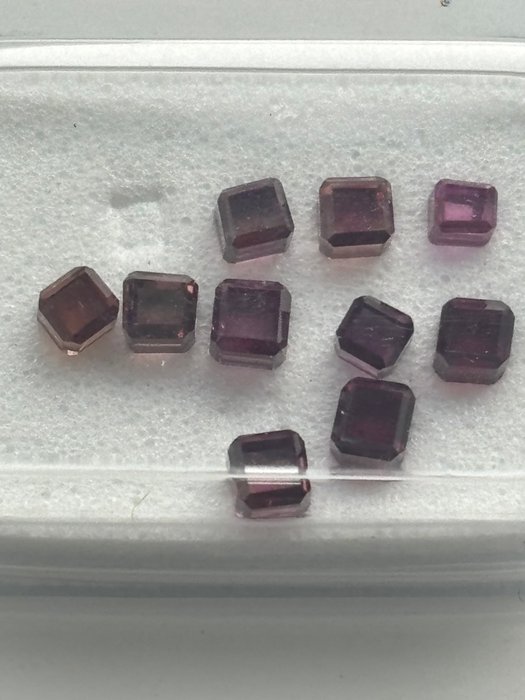 10 pcs Diamant  (Farvebehandlet)  - 1.98 ct - Fancy Rødlig Lyserød - Ikke specificeret i laboratorierapporten - Gemewizard Gemological Laboratory (GWLab)