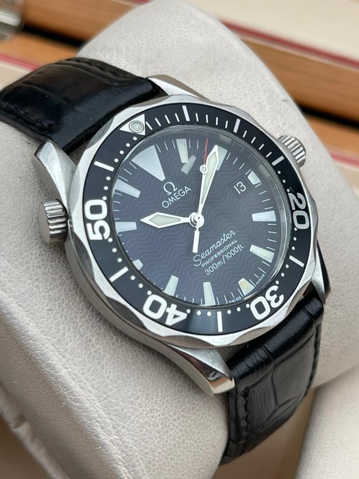 Omega - Seamaster Diver 300M - 168.1641 - Unisex - 2000-2010