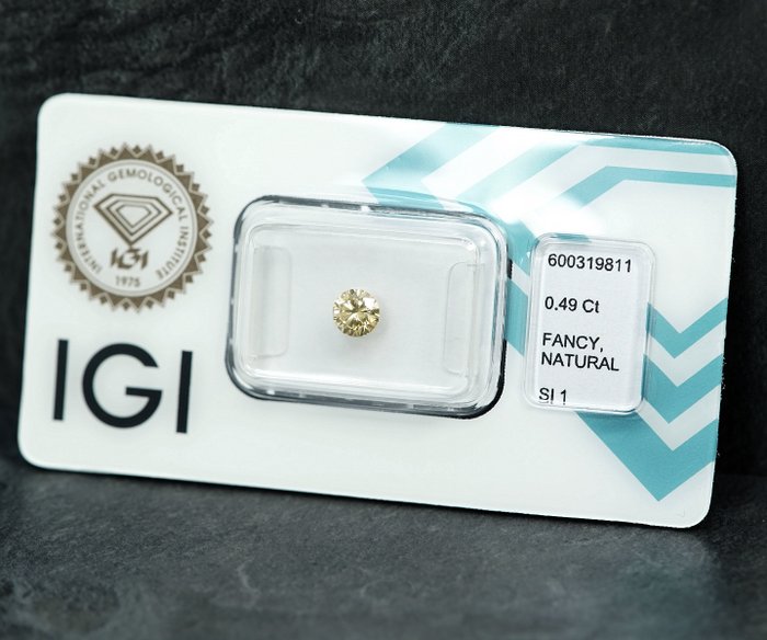 1 pcs Diamant  (Naturfarvet)  - 0.49 ct - Fancy Brunlig, Grålig Gul - SI1 - International Gemological Institute (IGI)