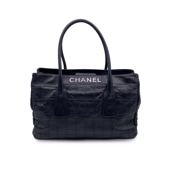 Chanel - Black Leather Square Stitched Lax Shopping - Shoppingtaske