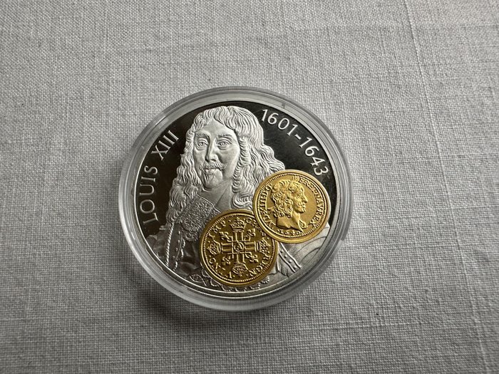 Hollandske Antiller. 10 Gulden 2001 Handelsmunt 'Lodewijk III' zilver met gouden inlay  (Ingen mindstepris)