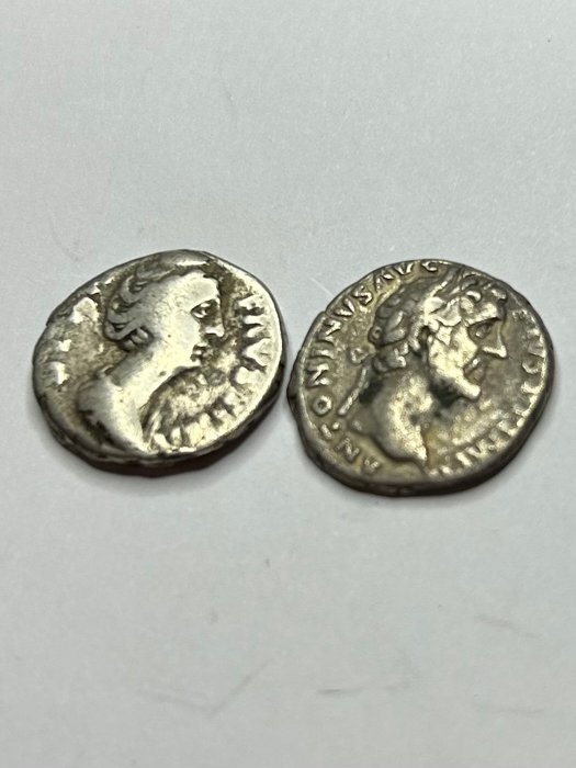 Romarriket. Antoninus Pius (138-161) en Faustina I (+ 140/141). Lot van 2 Denarii, Rome  (Ingen mindstepris)