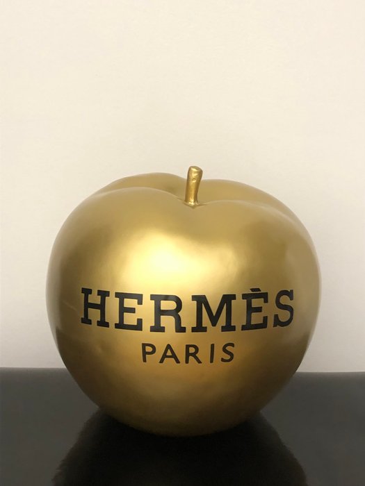 GF Exclusives - Hermès Apple XL