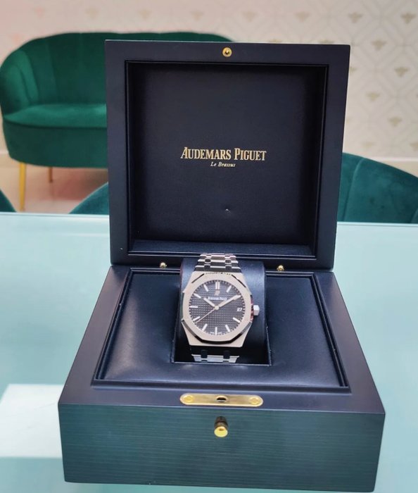 Audemars Piguet - Royal Oak - 15500STOO1220ST03 - Mænd - 2019