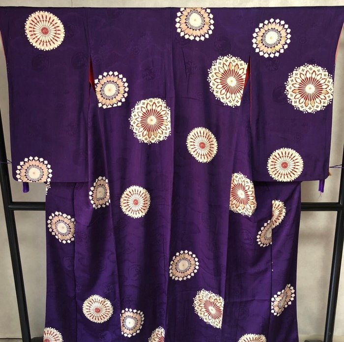 Japansk Kimono Guld dekoration behandling (Kin-sai) med rundt mønster silke Taisho-æra romantisk - Bomuld, Silke - Japan - Taishō-perioden (1912-1926)