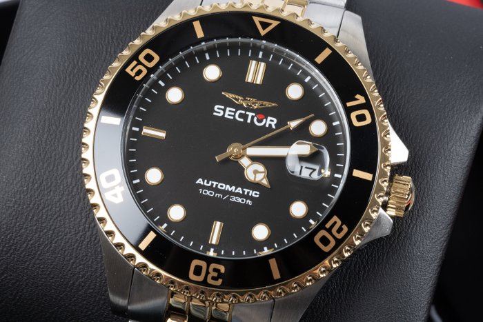 Sector - 230 - Automatic- bi-colour - 100 m - 43 mm - Ingen mindstepris - Mænd - 2020+