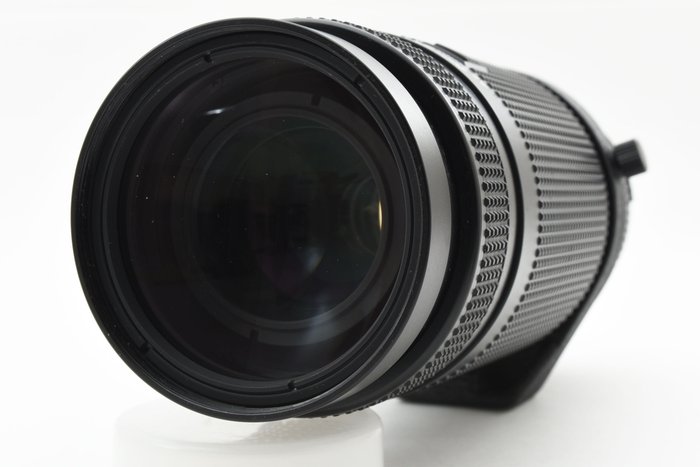 Nikon AF Nikkor 75-300mm f/45-56 Zoomobjektiv