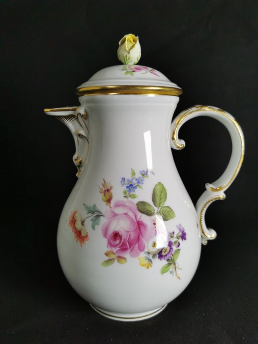 Meissen - Kaffekande - Motivi Fiori e insetti, 1.Wahl - (1900 - 1910) Altezza 26 cm - Porcelæn