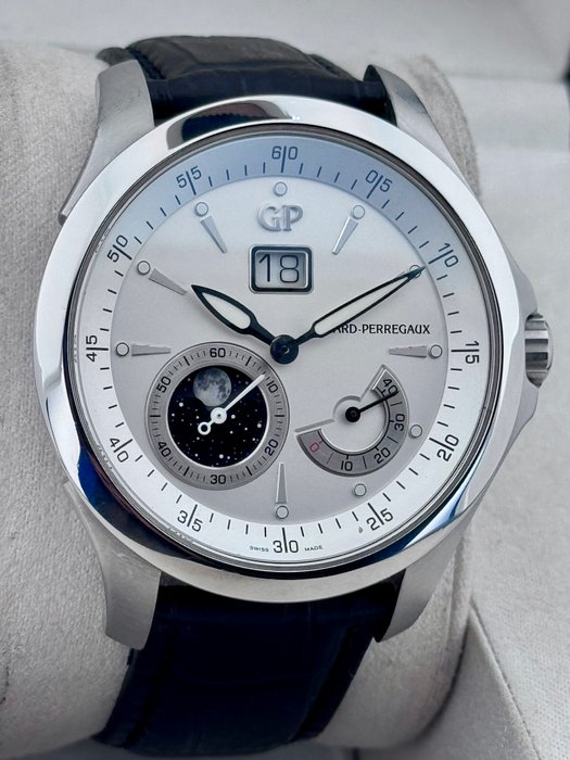 Girard-Perregaux - Traveller Moonphase Big Date Power Reserve Automatic - - 49650 - Mænd - 2011-nu