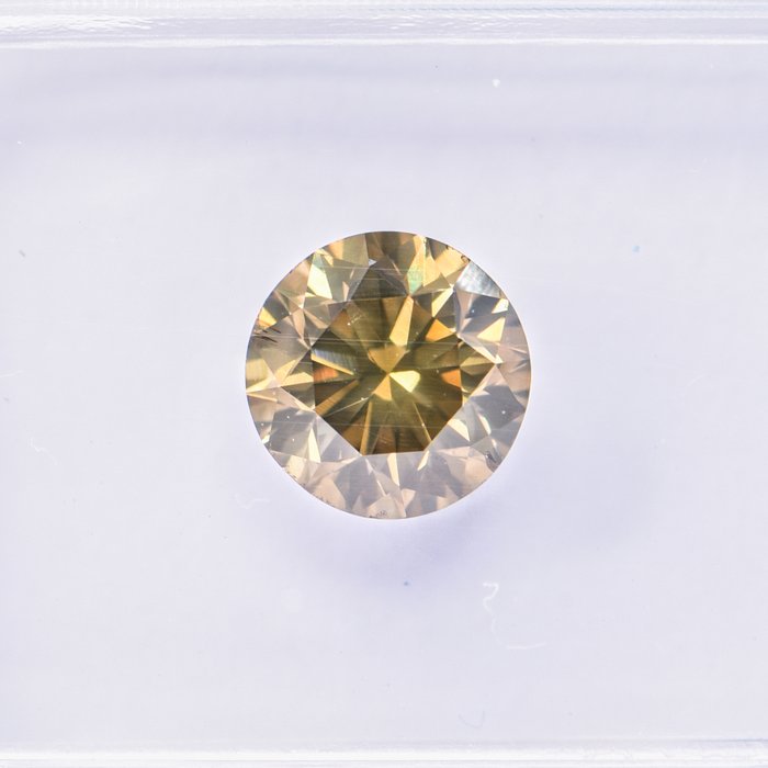 Ingen mindstepris - 1 pcs Diamant  (Naturfarvet)  - 0.95 ct - Rund - Fancy deep Brunlig, Grønlig Gul - SI1 - International Gemological Institute (IGI)