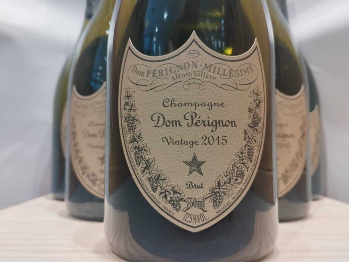 2015 Dom Pérignon - Champagne Brut - 6 Flasker (0,75 L)