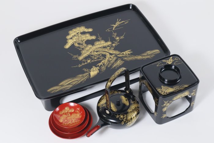 Wajima Lacquerware 輪島塗 Otoso お屠蘇 Maki-e Sake Serving Set - Vaseformet kande - Lak - (Ingen reservationspris)