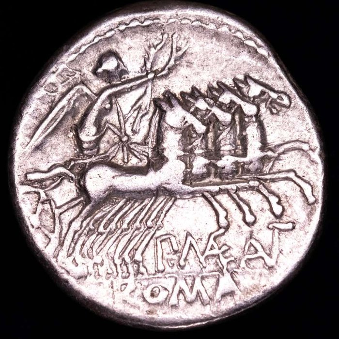 Romerska republiken. Publius Maenius Antiaticus.. Denarius Rome, 132 B.C.   Victory holding wreath in galloping quadriga right, P.MAE.ANT. in monogram  (Ingen mindstepris)