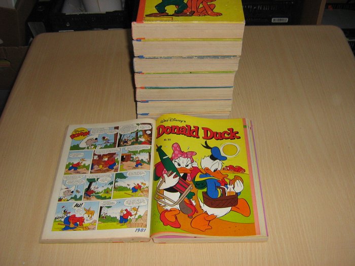 Donald Duck - jaargangen 1981 1982 1983 en 1984 - 209 tegneserier indbundet i 8 bøger