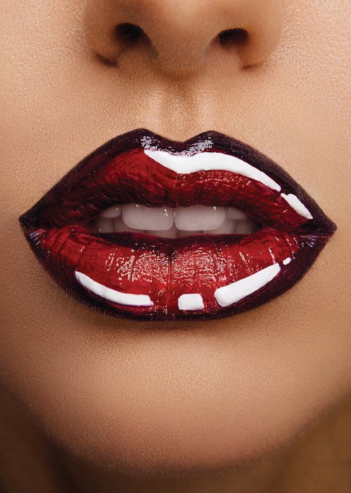 Julien Ribeaux - Glossy Lips