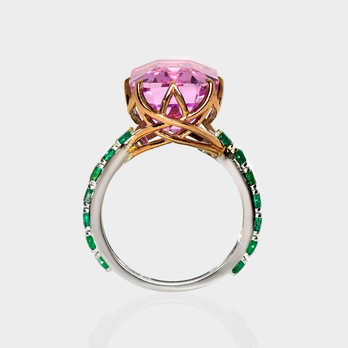 Ingen mindstepris - Ring - 14 karat Hvidguld, Rosaguld -  13.12ct. tw. Kunzit - Smaragd - IGI 12,07 Ct Pink