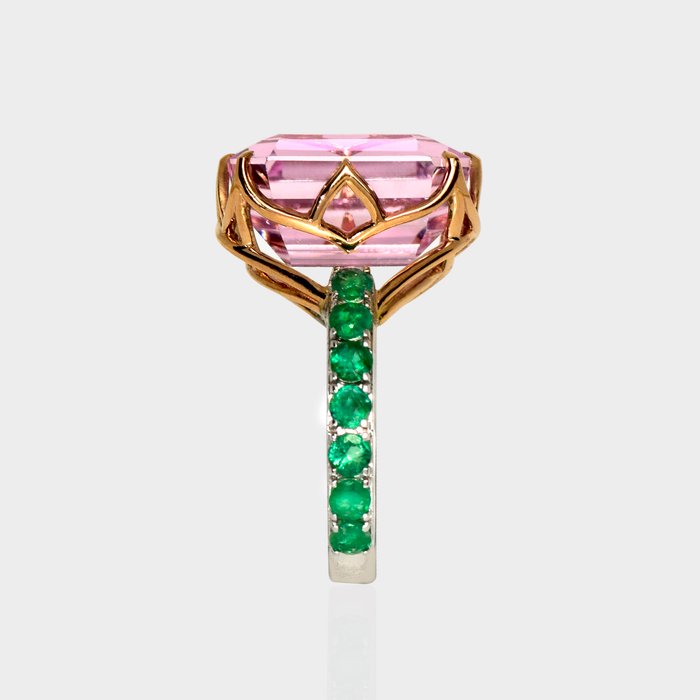 Ingen mindstepris - Ring - 14 karat Hvidguld, Rosaguld -  13.12ct. tw. Kunzit - Smaragd - IGI 12,07 Ct Pink