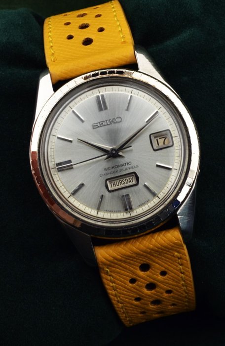 Seiko - Seikomatic Weekdater Diashock 26 Jewels - Ingen mindstepris - 6206-8100 - Mænd - 1960-1969