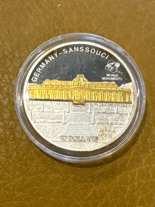 Cook-øerne 10 Dollars 2010 'Schloss Sanssouci' - Skulpturmünze teils 24 k vergolde 1 Oz (999)  (Ingen mindstepris)